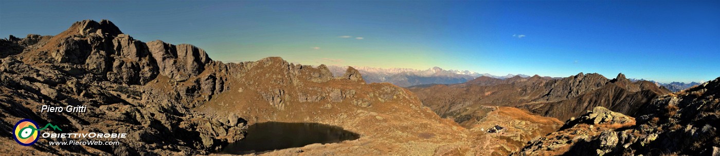 81 Scendiamo al Lago Piazzotti.jpg